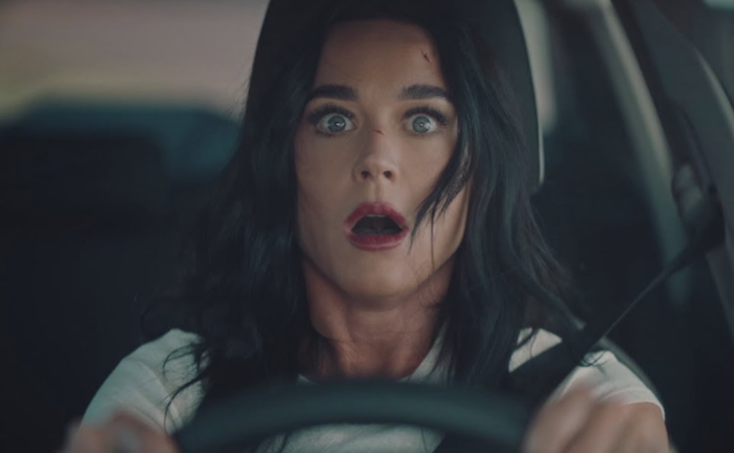 Katy Perry, Bandaids