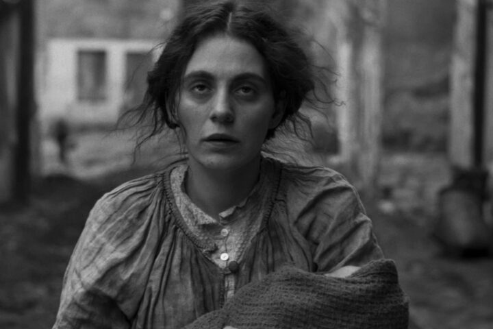 The Girl with the Needle