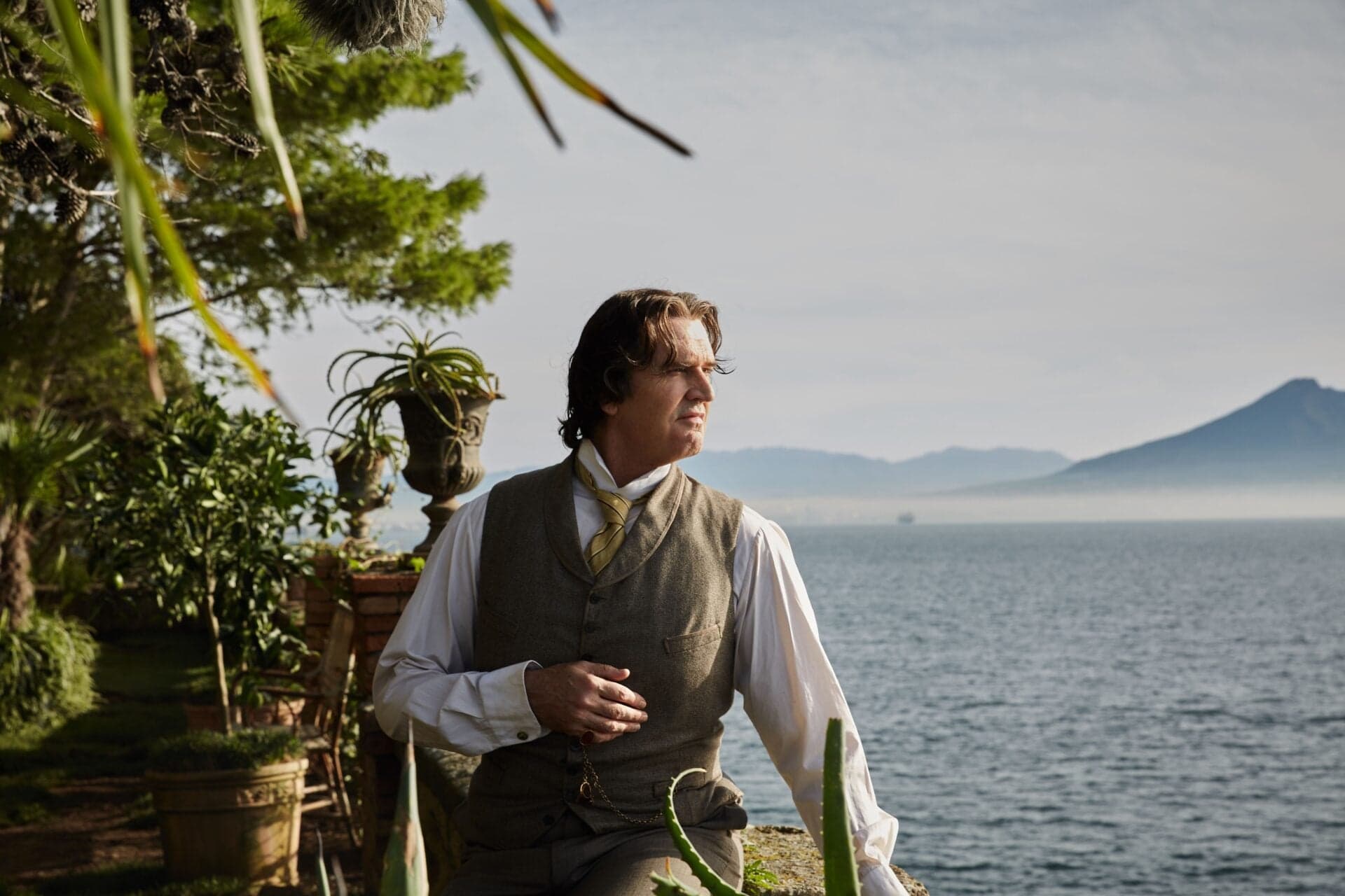 Interview: Rupert Everett Talks Oscar Wilde and The Happy Prince