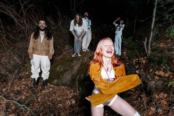 Wet Leg, Moisturizer